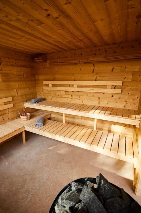 Chalet La Forgerie Piscine Jacuzzi Cinema Kültér fotó